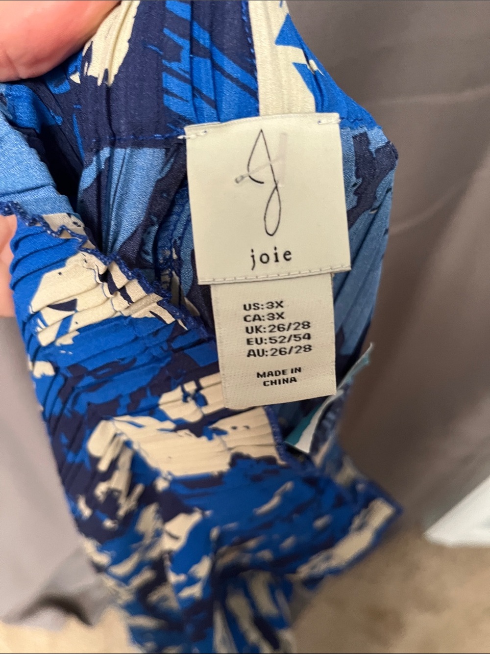 Joie Blue, Navy & White Abstract Pleated Pants - Picture 2 of 4
